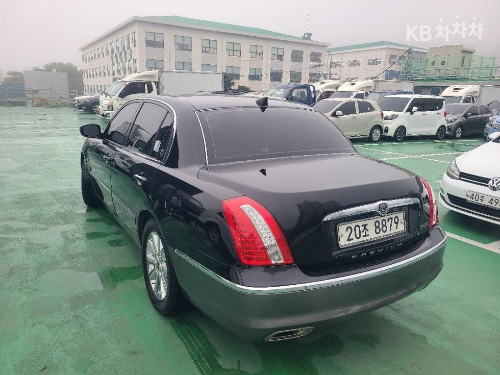 2010 - kia opirus