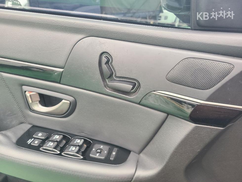 2010 - kia opirus