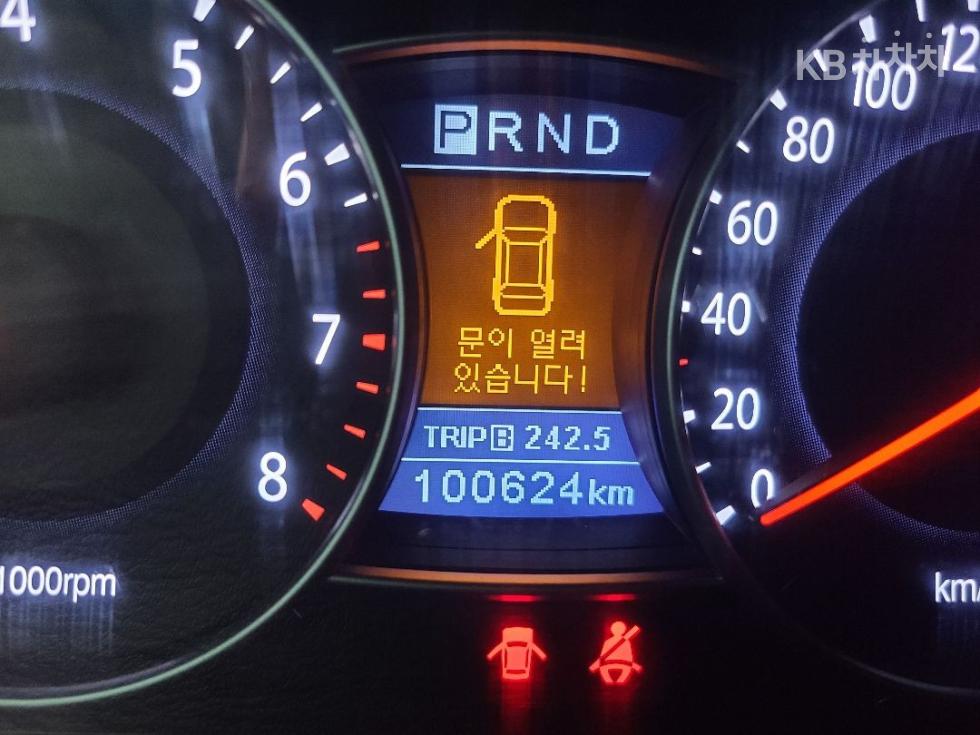 2010 - kia opirus