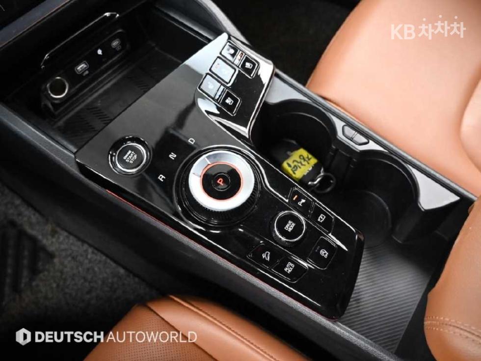 2022 - kia sportage