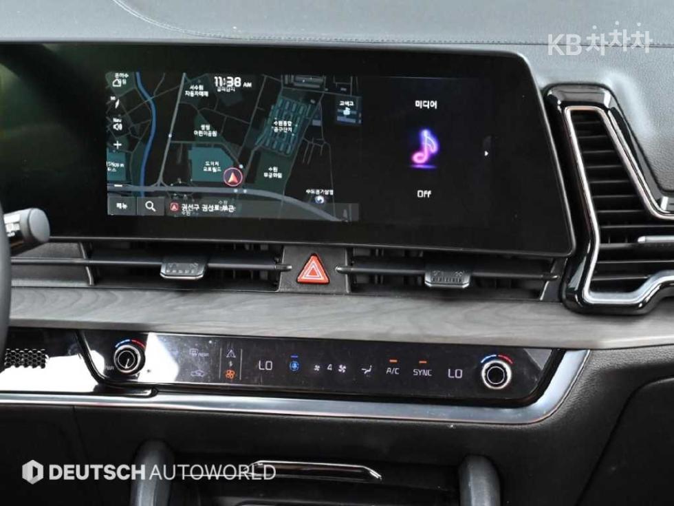 2022 - kia sportage
