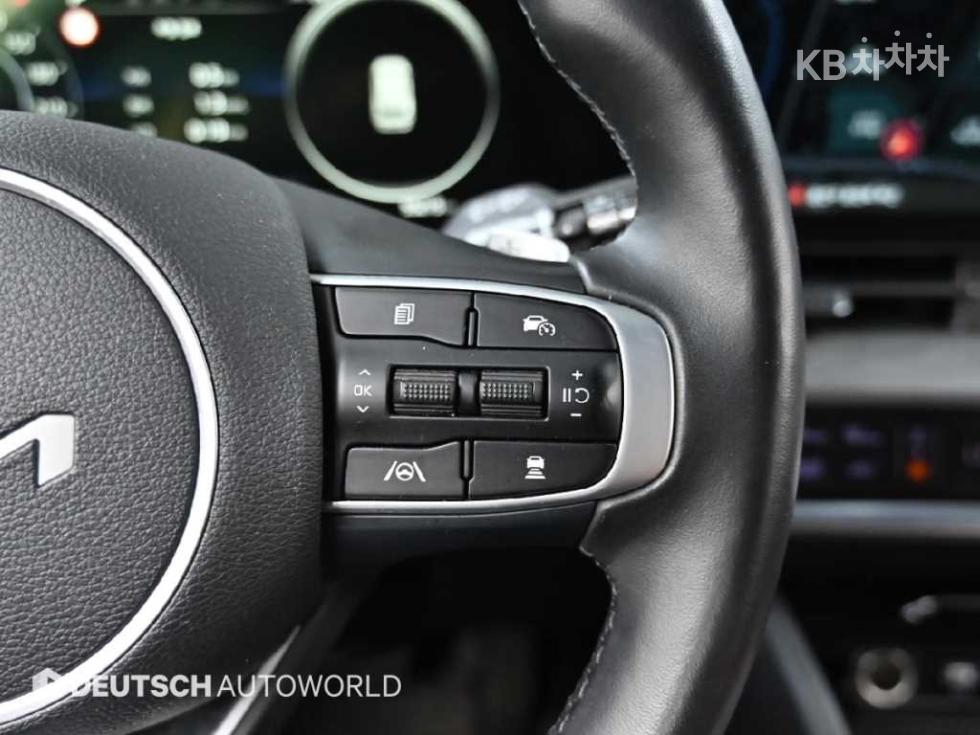 2022 - kia sportage