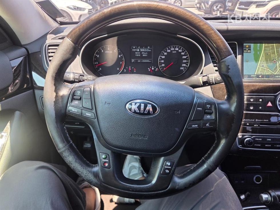 2013 - kia k7
