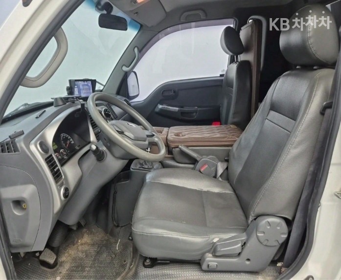 2013 - kia bongo iii