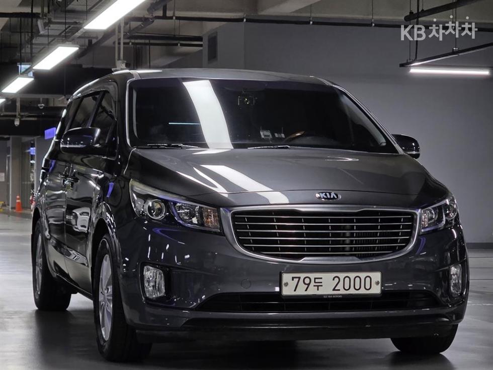 2018 - kia carnival