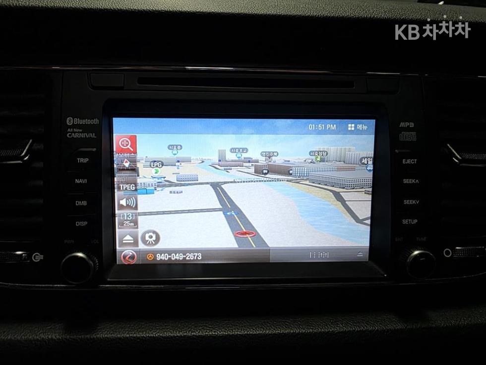 2018 - kia carnival