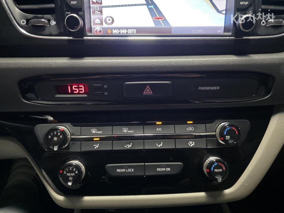 2018 - kia carnival