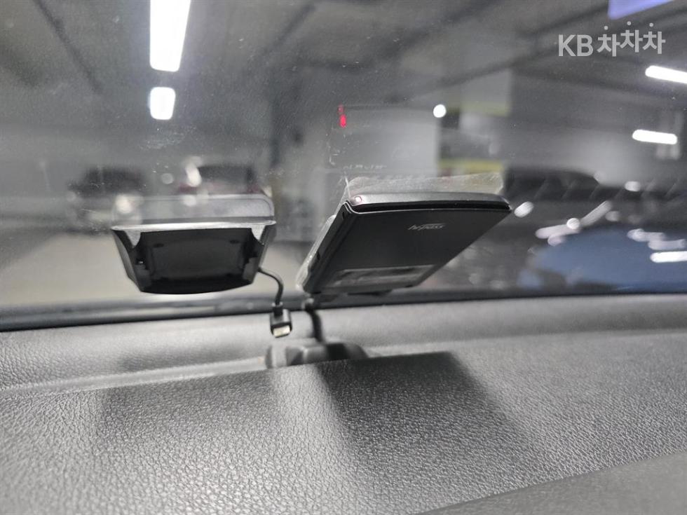 2018 - kia carnival