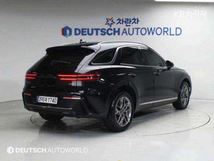 Genesis GV70 Diesel 2.2 AWD — фото 2