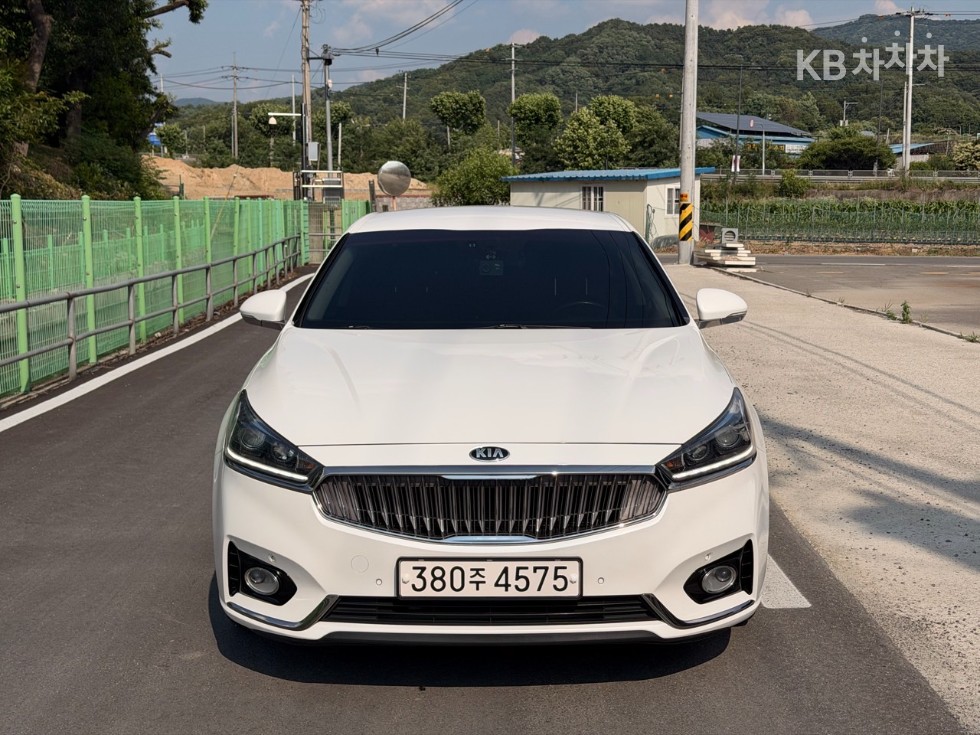 2018 - kia k7