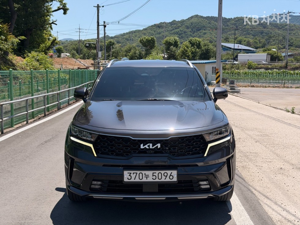 2022 - kia sorento