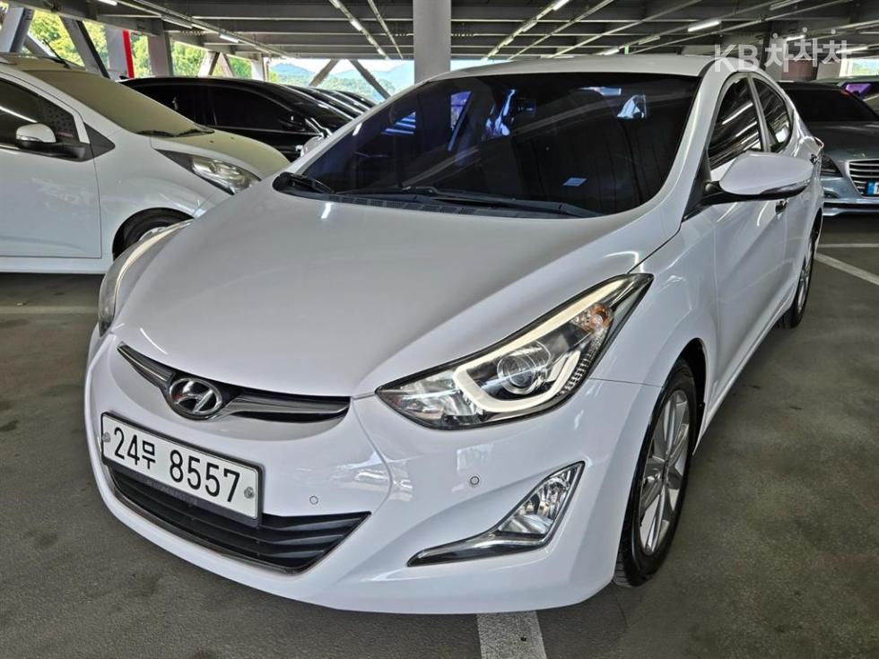 2016 hyundai Avante 1.6 GDi Modern Basic type