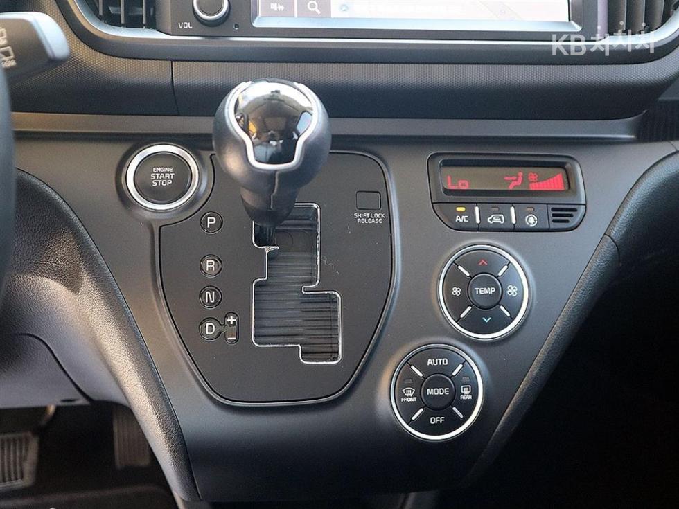 2023 - kia kia