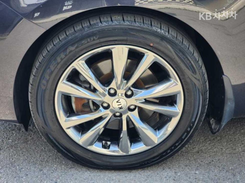 2019 - kia carnival