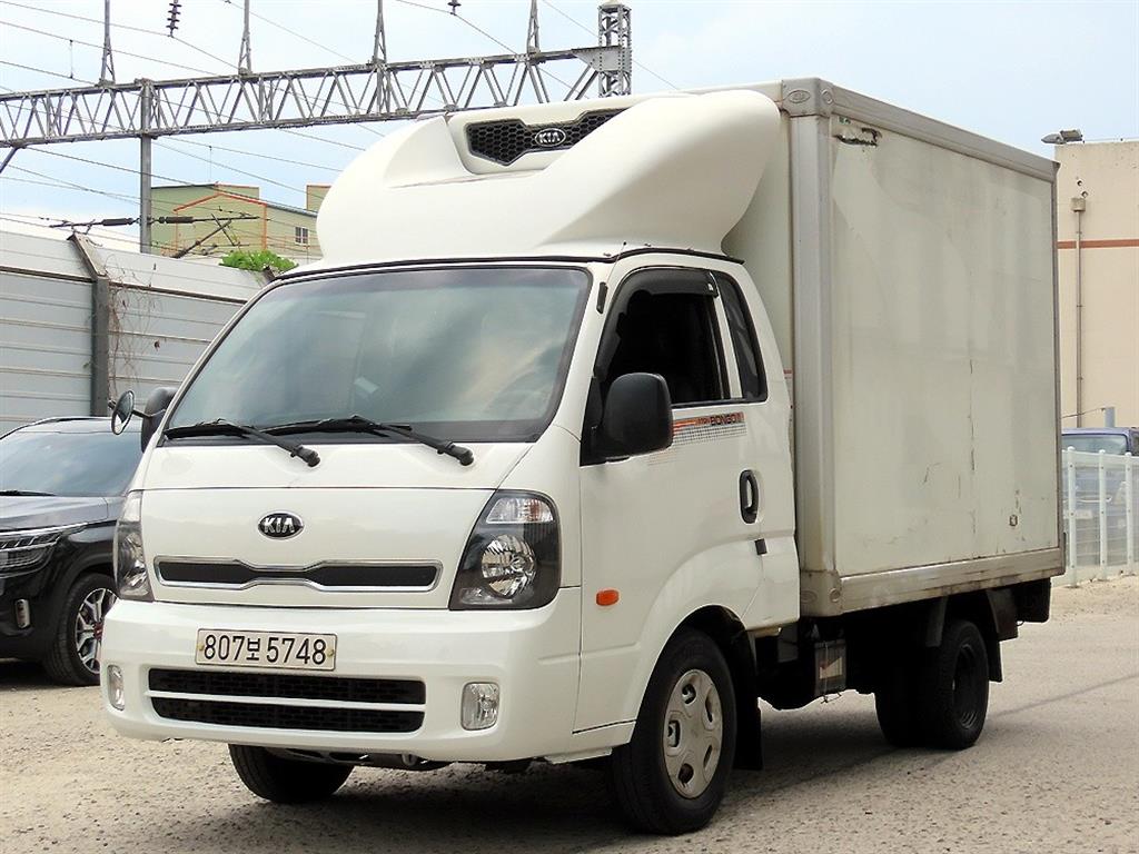 2014 - kia bongo iii