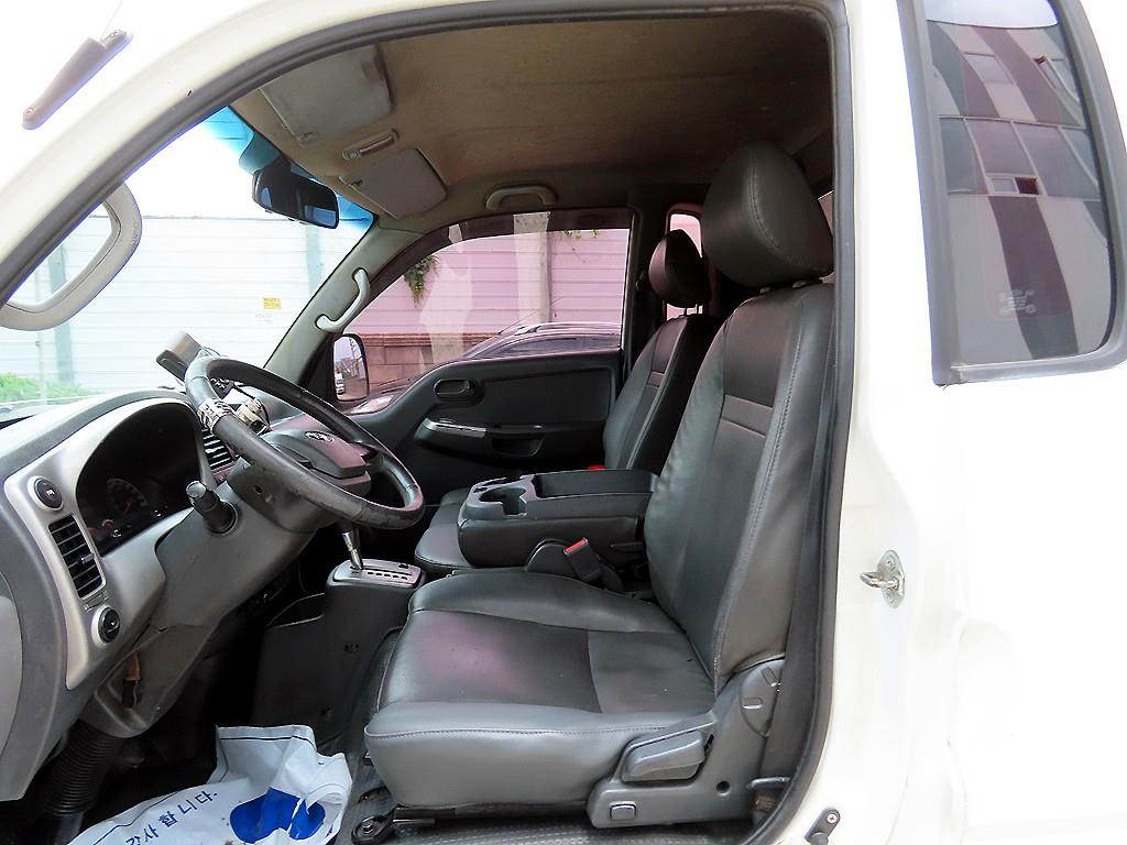 2014 - kia bongo iii