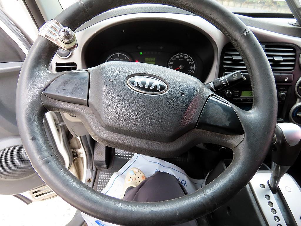 2014 - kia bongo iii