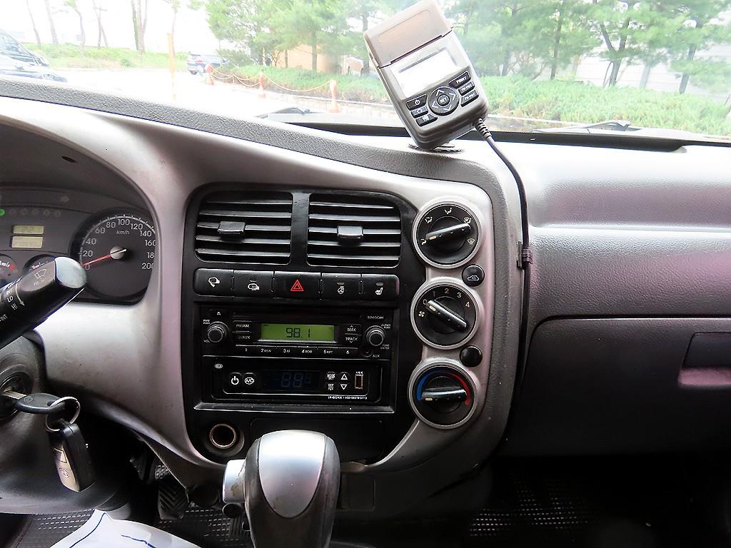 2014 - kia bongo iii