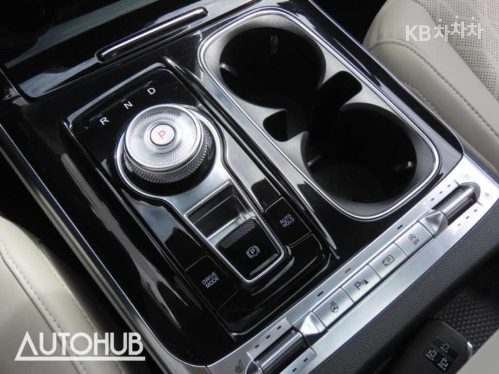 2021 - kia carnival