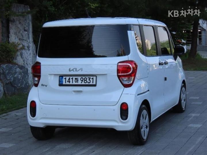 Kia Ray Van 1.0 Gasoline Van Prestige — фото 3