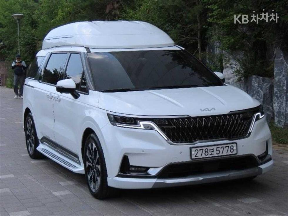 2023 - kia carnival
