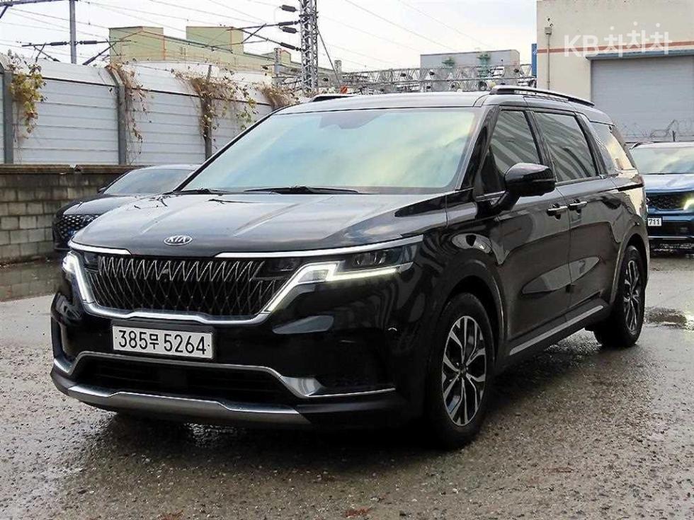 2021 - kia carnival