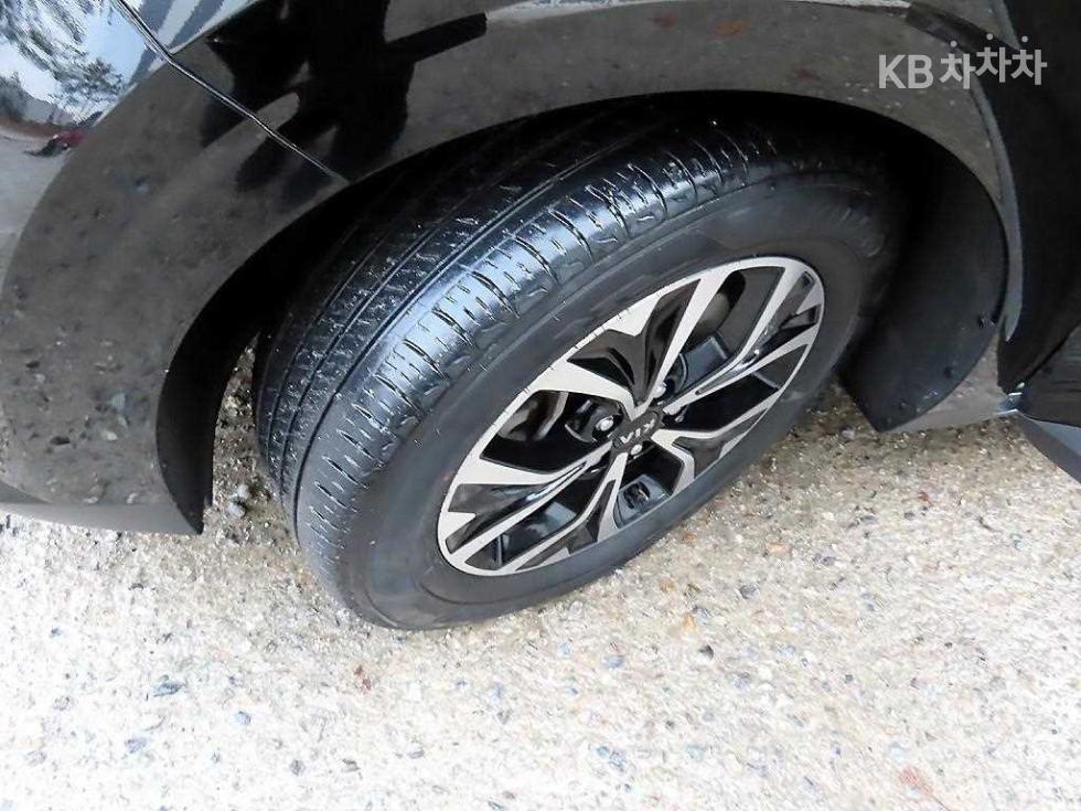 2021 - kia carnival