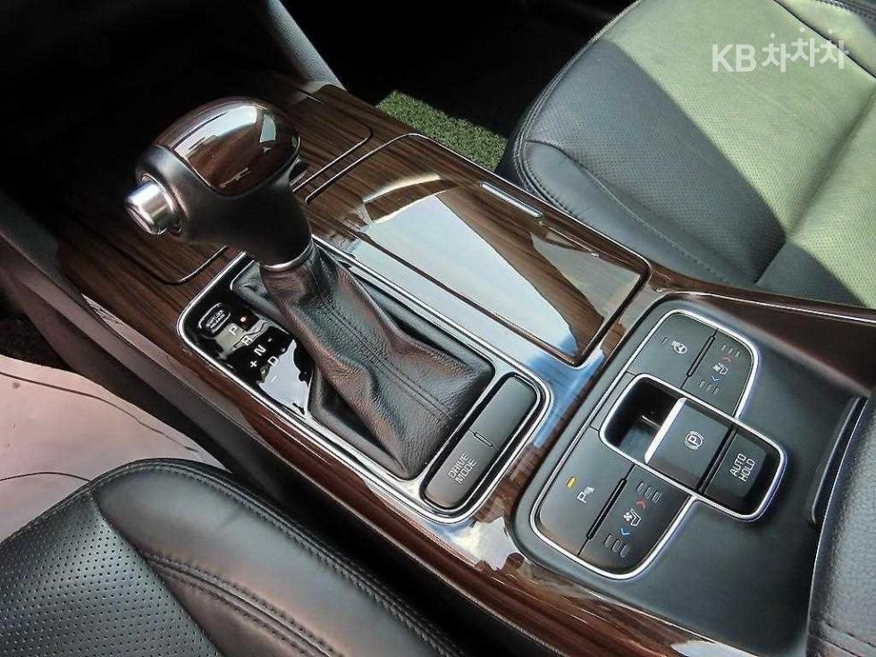 2015 - kia k7