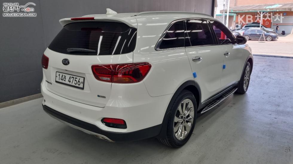 2019 - kia sorento