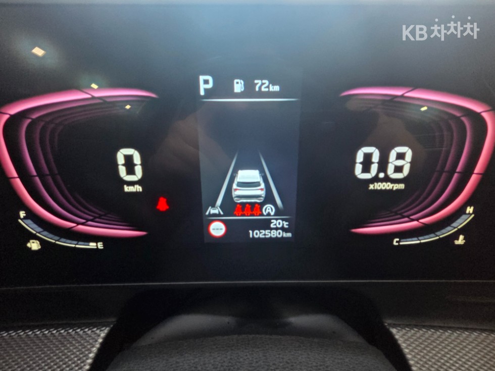 2022 - kia sportage