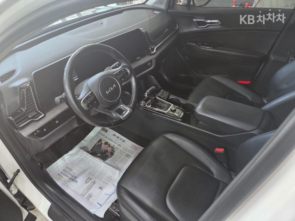 2022 - kia sportage
