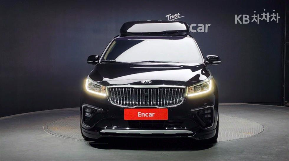 2020 - kia carnival