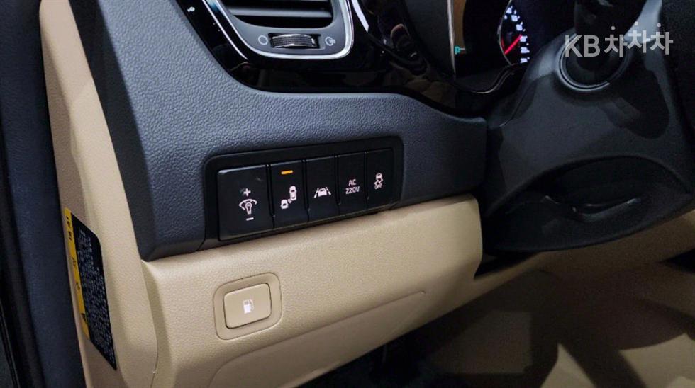 2020 - kia carnival
