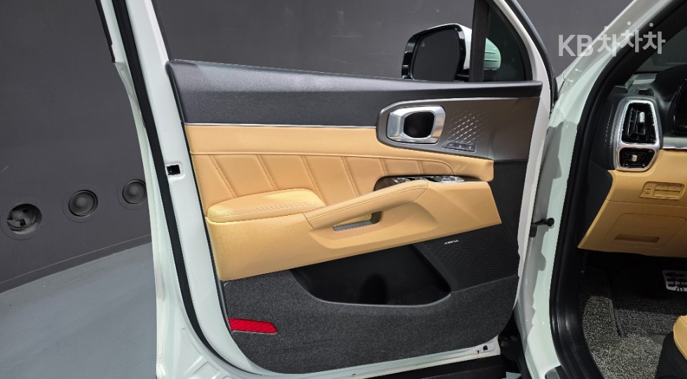 2023 - kia sorento