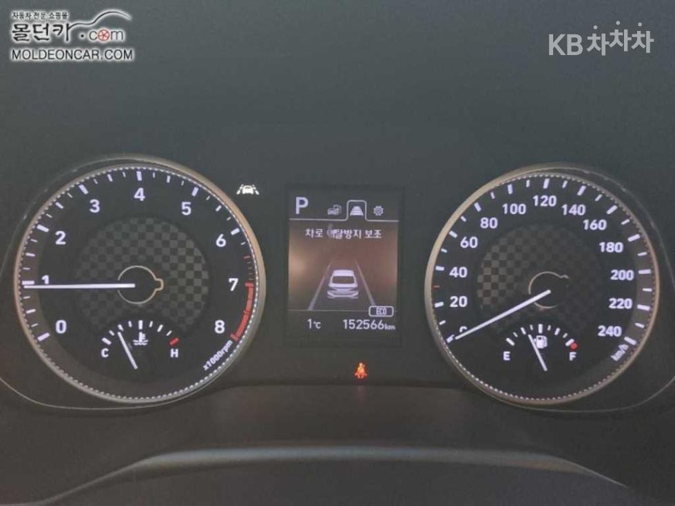 Hyundai Avante — miniaturë 5