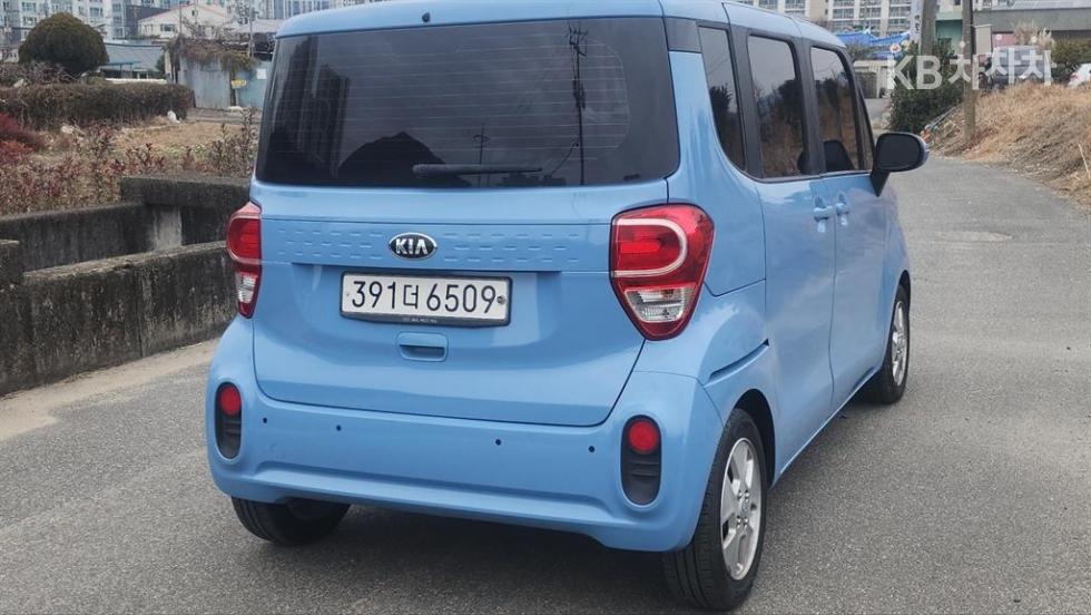 2018 - kia ray