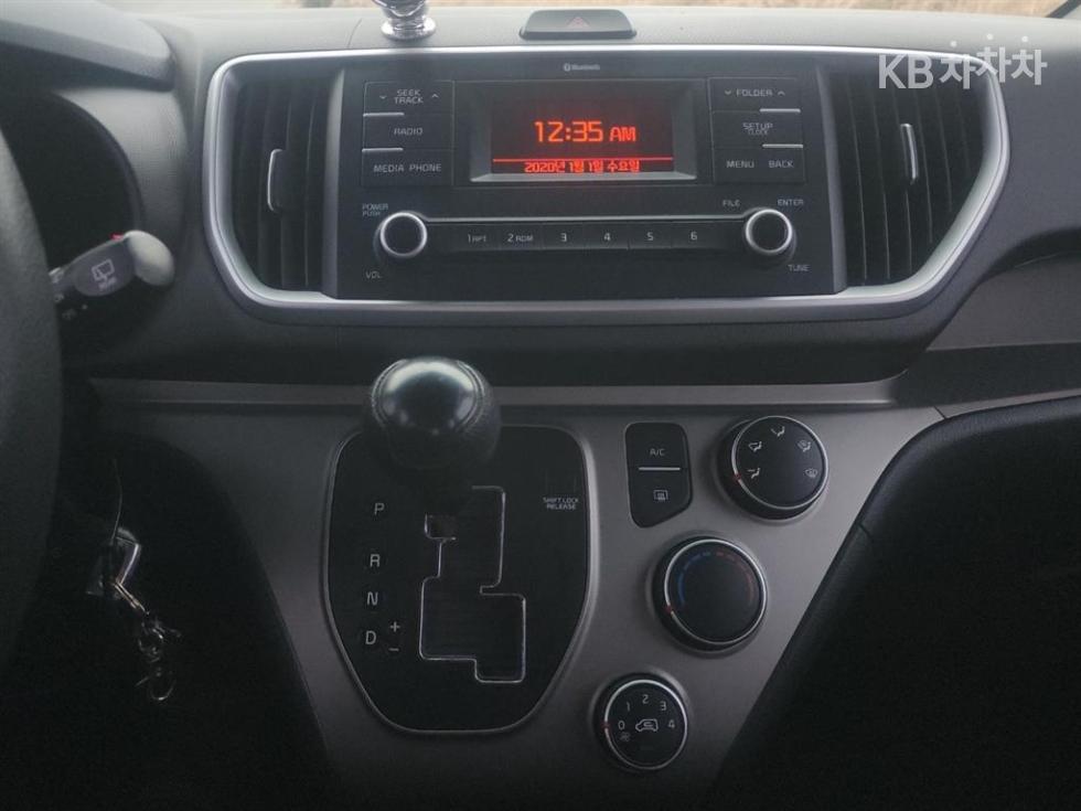 2018 - kia ray