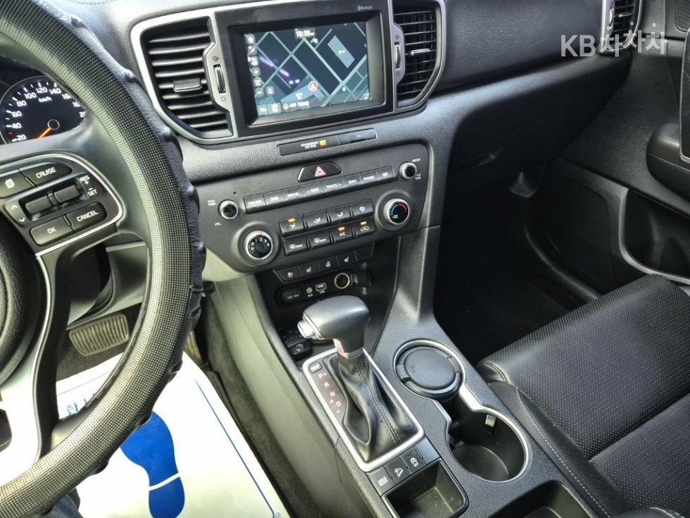 2016 - kia sportage
