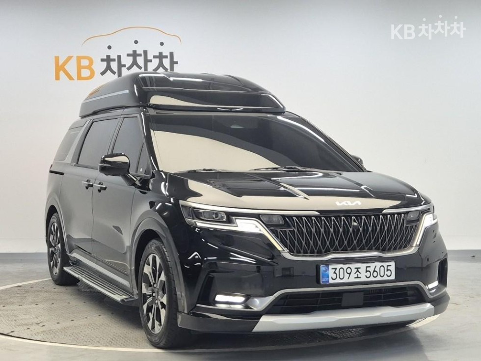2022 - kia carnival