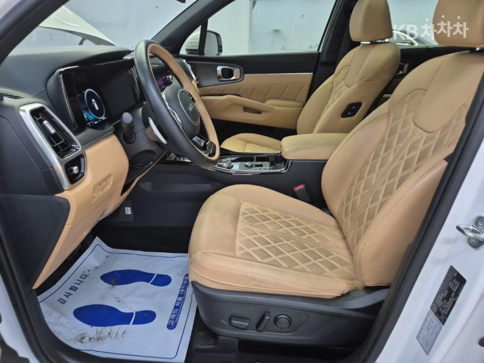 2023 - kia sorento