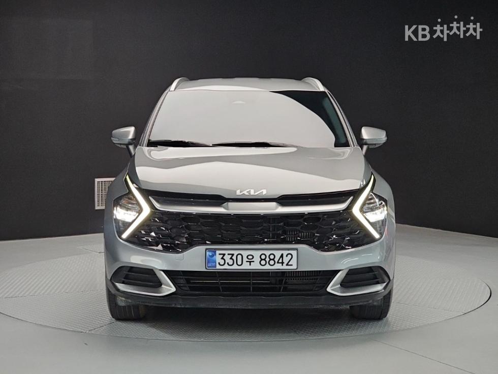 2023 - kia sportage