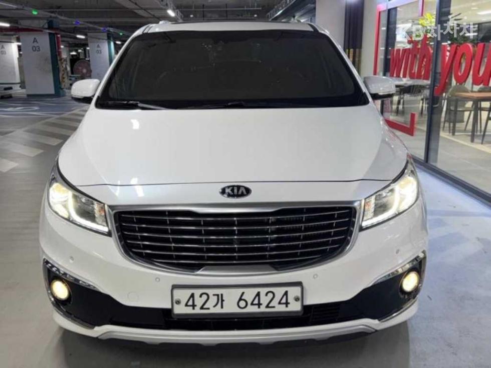 2018 Kia carnival 9-seater 2.2 diesel Noblesse Special