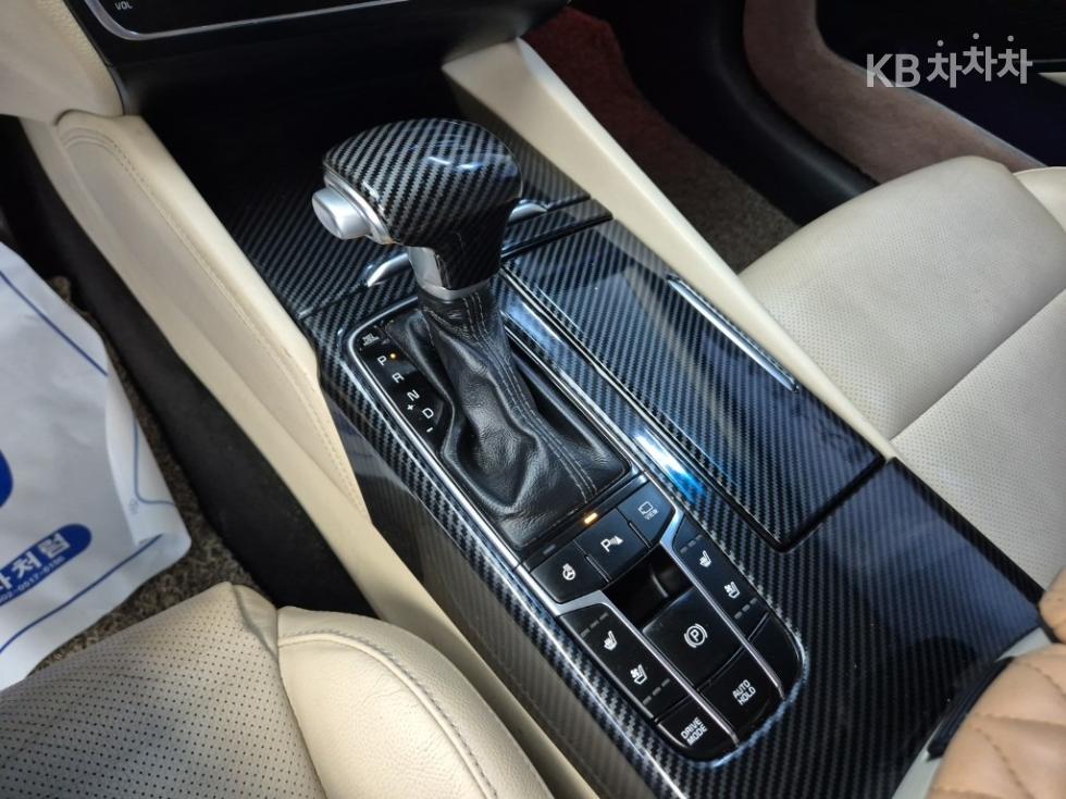 2018 - kia k7
