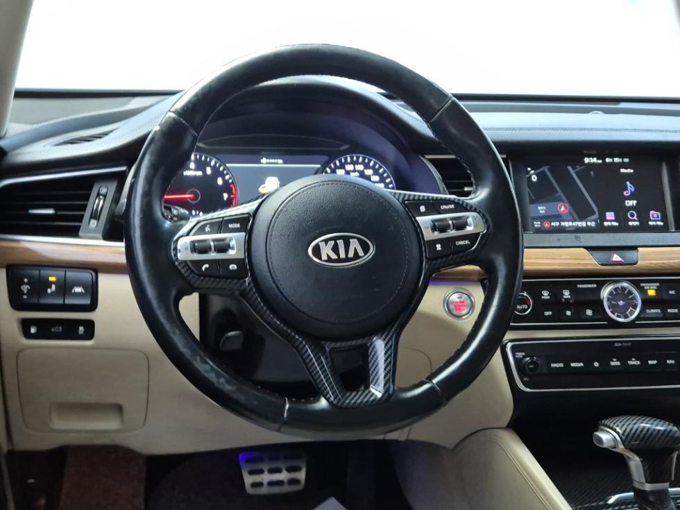 2018 - kia k7