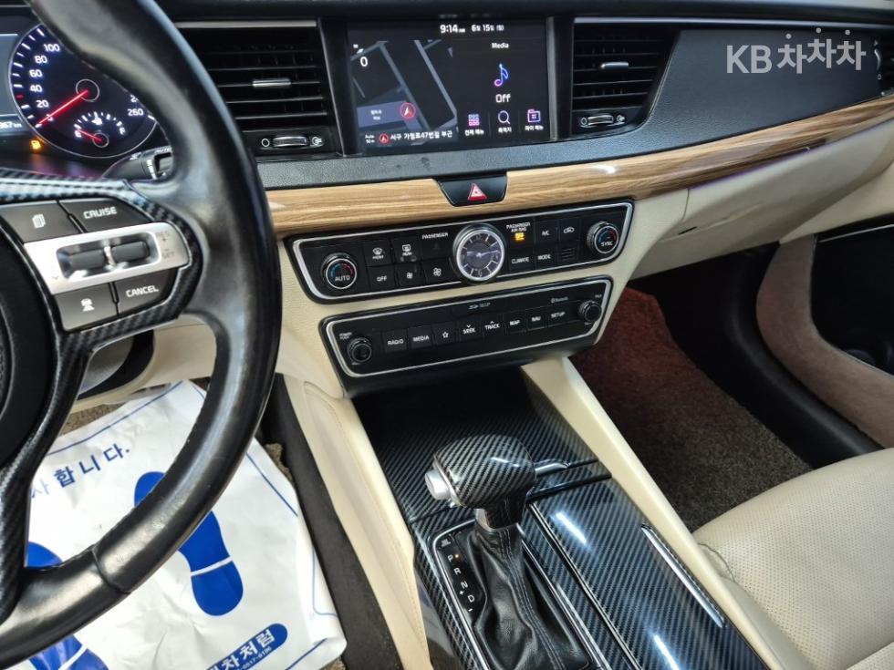 2018 - kia k7