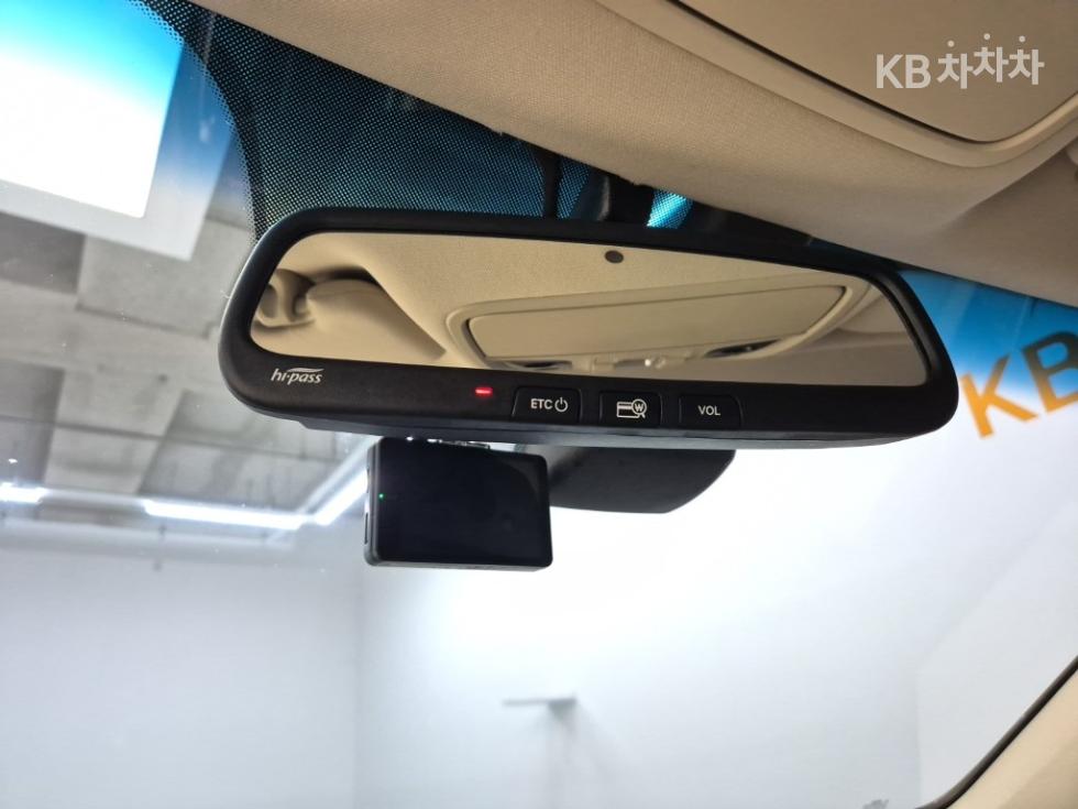 2018 - kia k7
