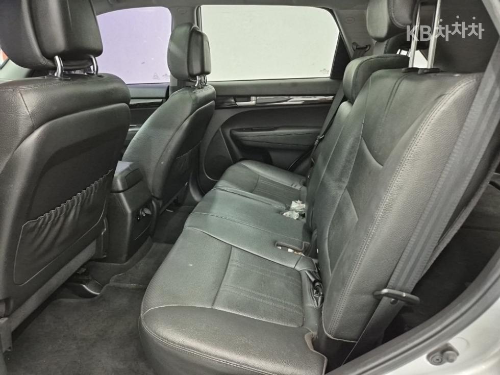2011 - kia sorento