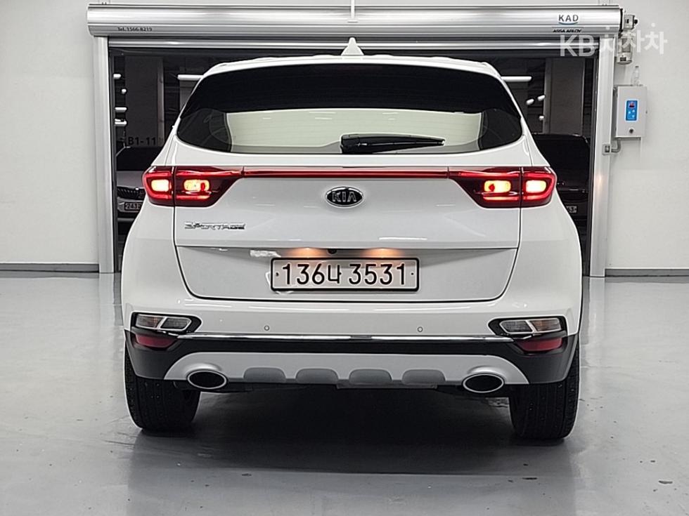 2022 - kia sportage
