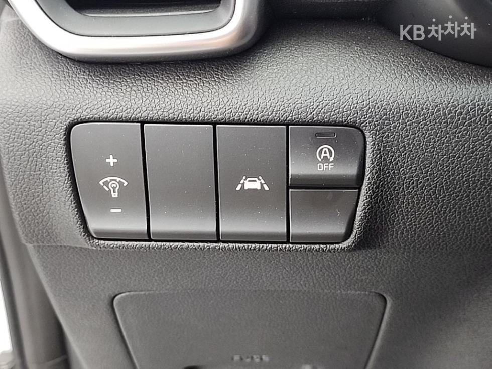 2022 - kia sportage