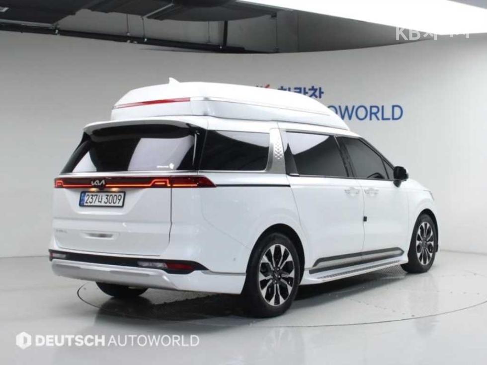 2023 - kia carnival